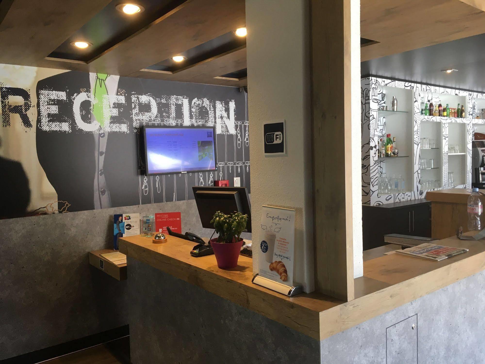 Ibis Budget Perpignan Sud Exterior photo